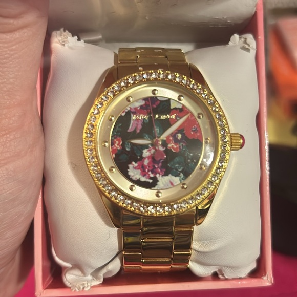 Gold Betsy Johnson rhinestone and flower watch - Picture 2 of 4